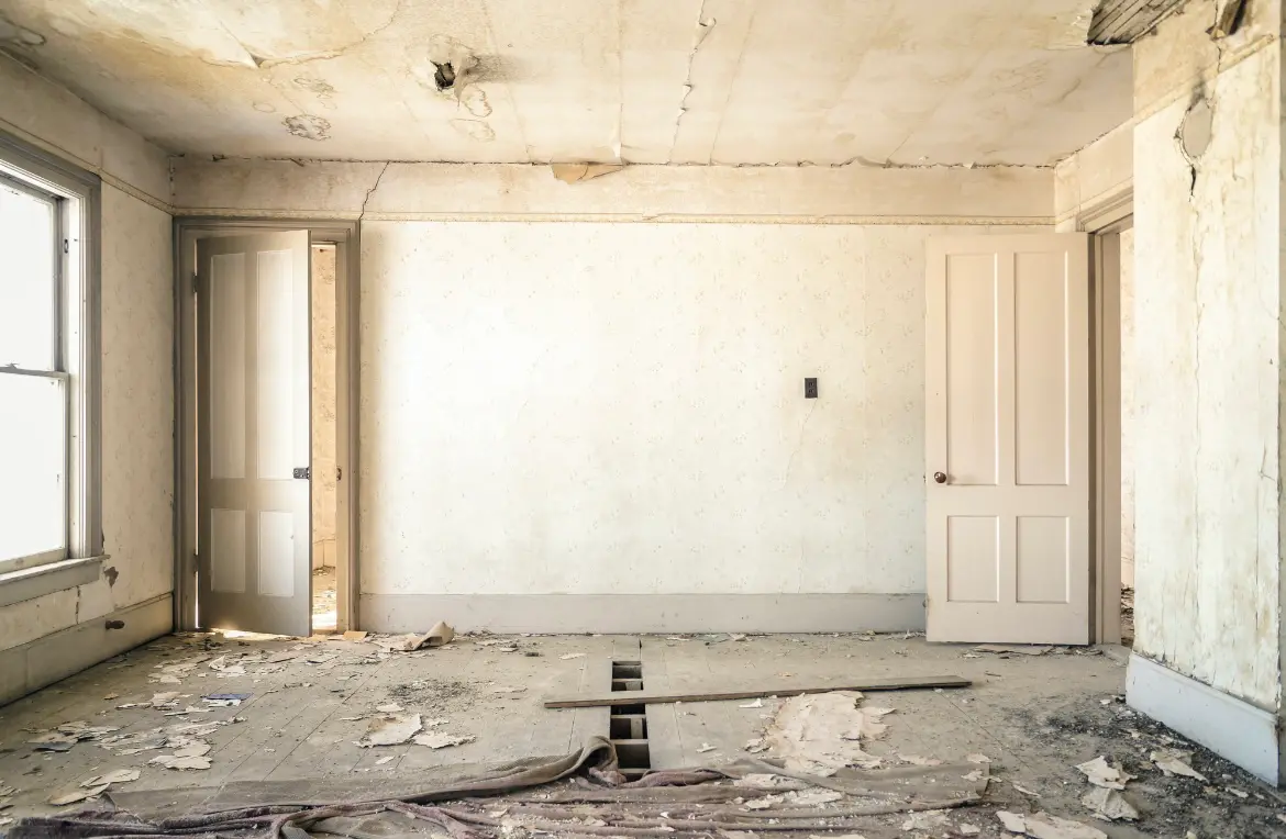 Waste disposal crew managing a cleanout project in Cliffside Park